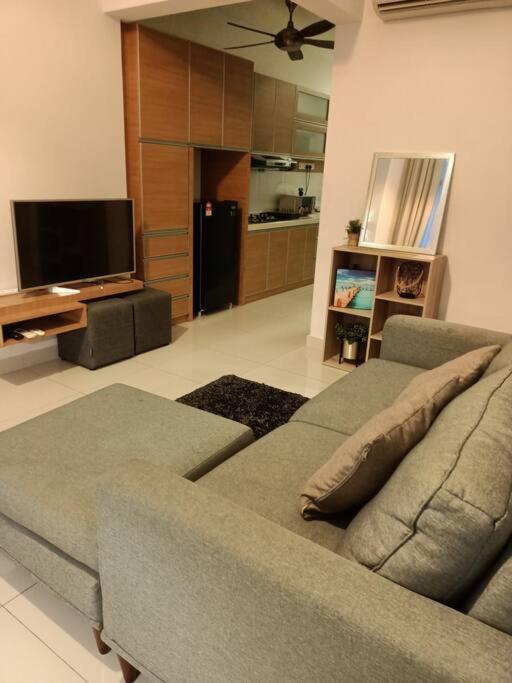 Duplex Condo@maritime 8 Apartment