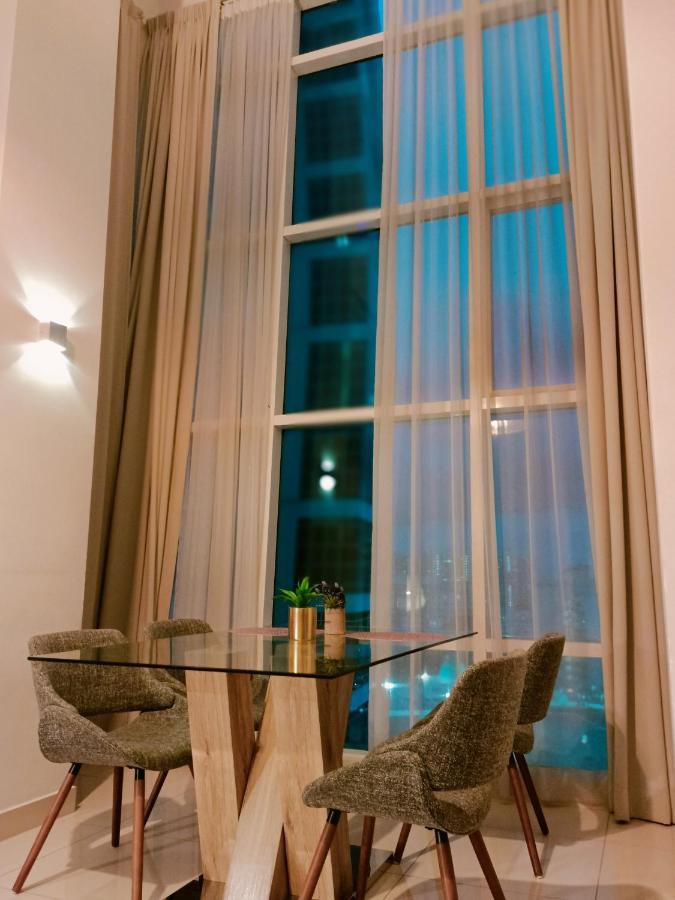 Apartment Duplex Condo@maritime 8 George Town